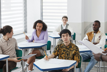 learn Japanese in a fun and flexible way with different types of classmates